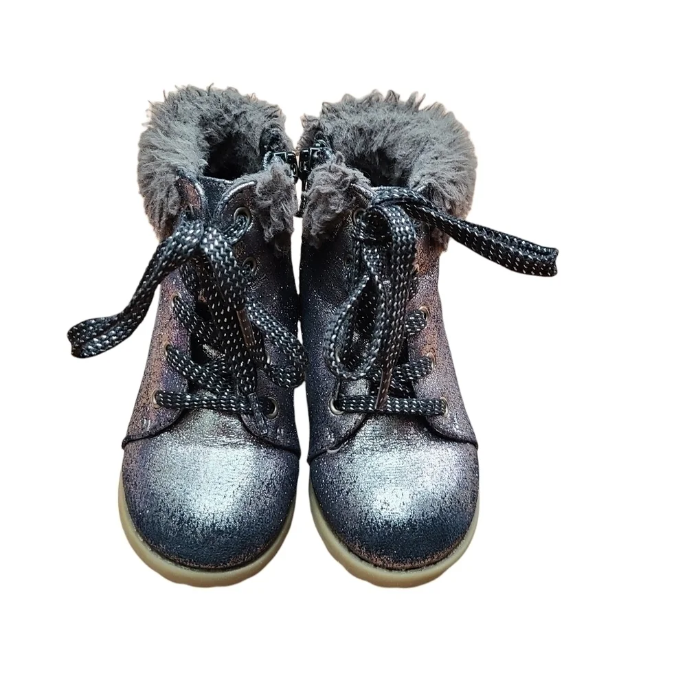 Baby Gap Faux Fur Trim and Sparkle Booties, Size 8 toddler